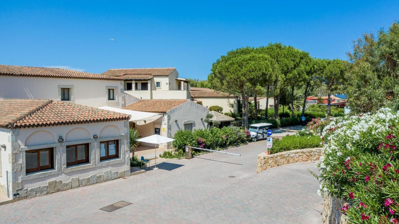 Centro Vacanze Isuledda Cannigione Bagian luar foto