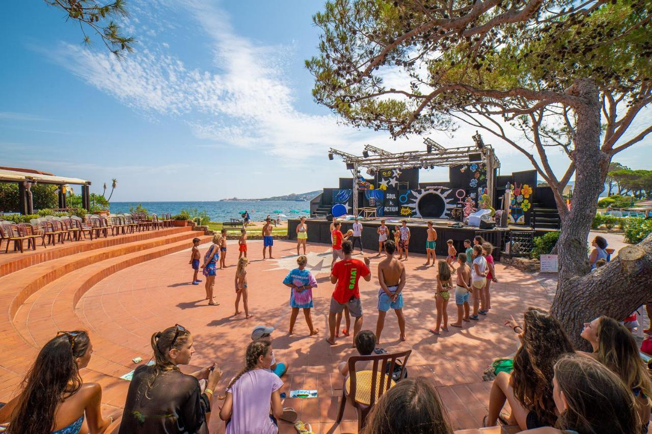 Centro Vacanze Isuledda Cannigione Bagian luar foto
